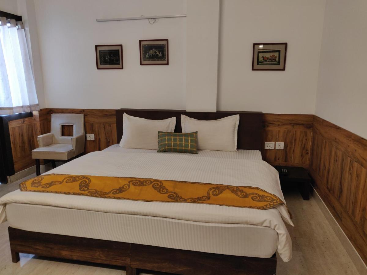 Aakritii Hotels Gurgaon Exterior photo