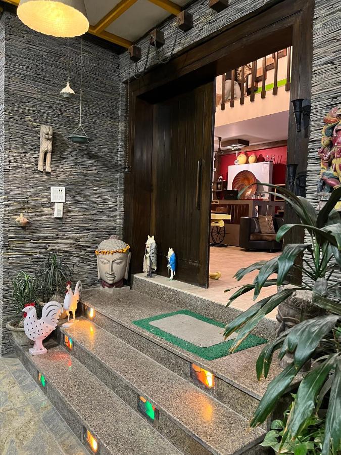 Aakritii Hotels Gurgaon Exterior photo
