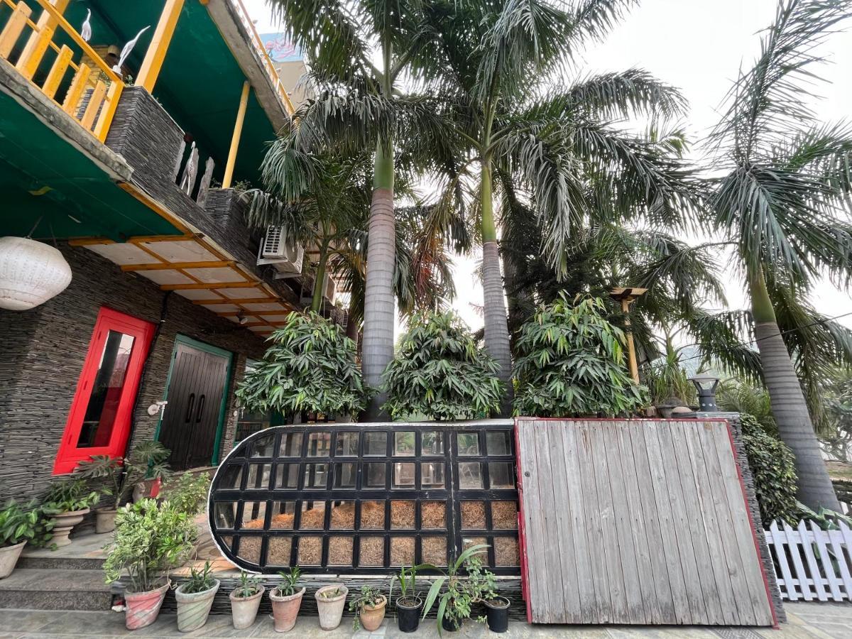 Aakritii Hotels Gurgaon Exterior photo