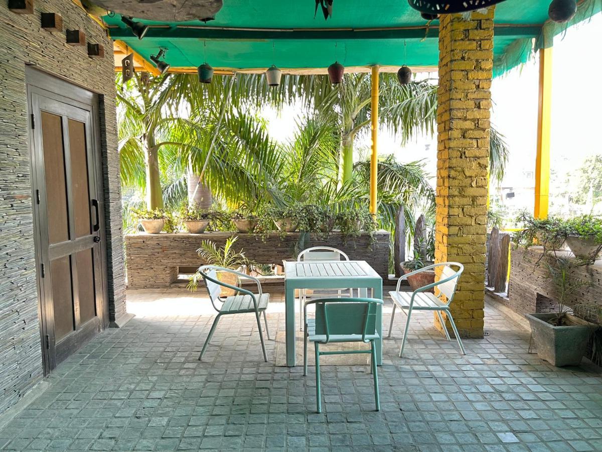 Aakritii Hotels Gurgaon Exterior photo
