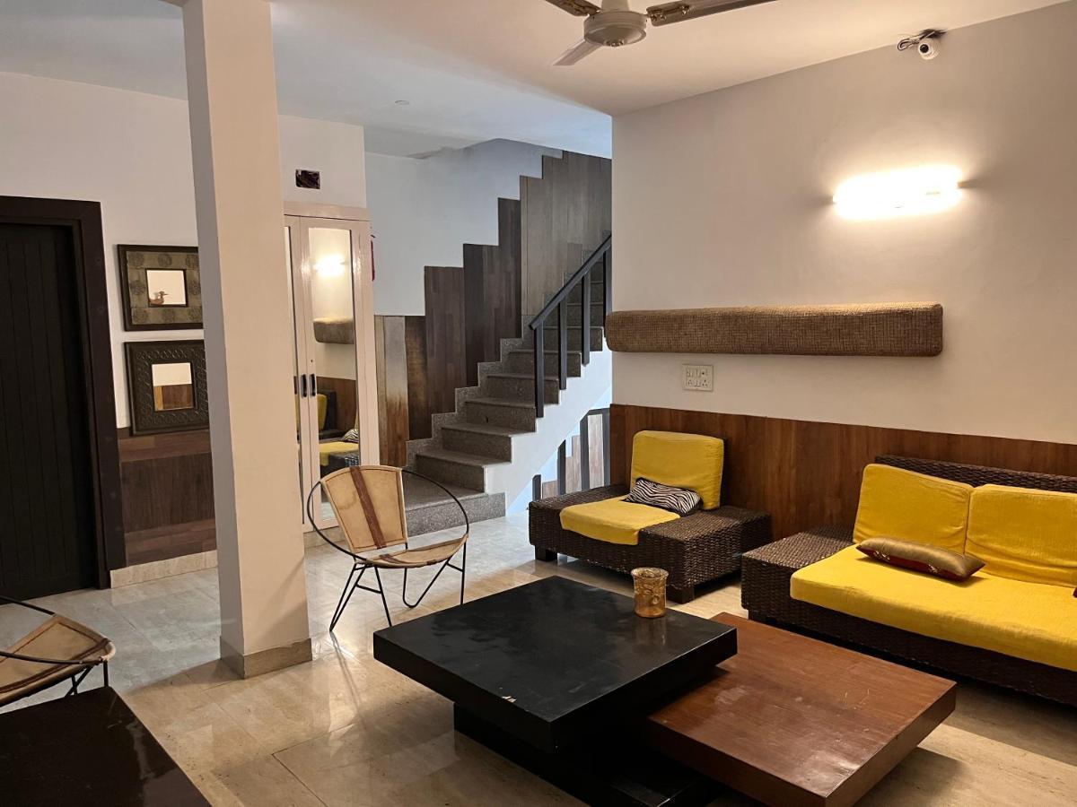 Aakritii Hotels Gurgaon Exterior photo