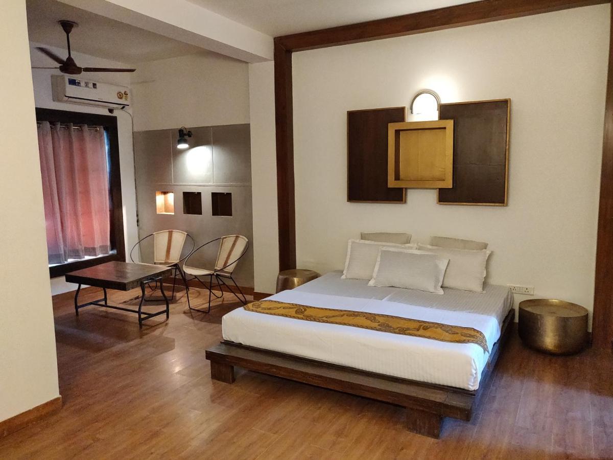 Aakritii Hotels Gurgaon Exterior photo